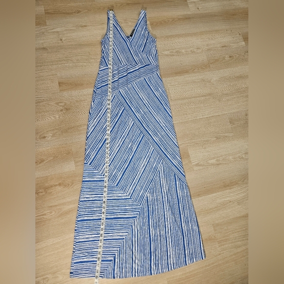Tommy Bahama Women's Sleeveless Maxi Dress Blue And White Stripped Size Medium - Picture 5 of 6